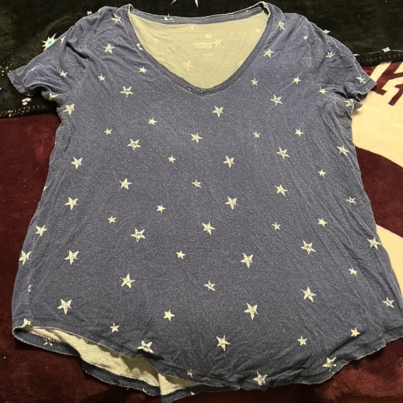 SO Tops - SO Favorite v neck top